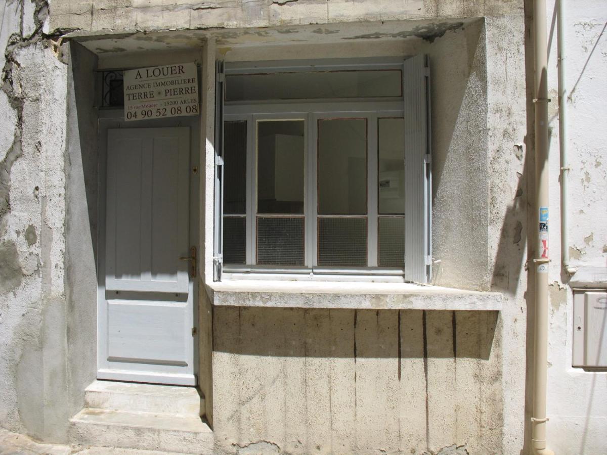 Cueva Apartment Арл Екстериор снимка